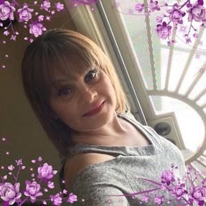 Meet your Posher, Amparo